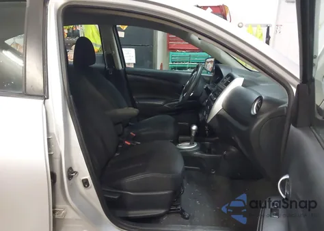 2017 Nissan Versa 1.6 Sv z USA, uszkodzony, nr VIN 3N1CN7AP1HL902337